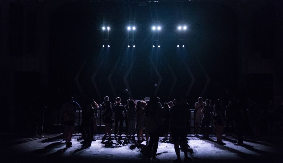 Além das Luzes – O Musical